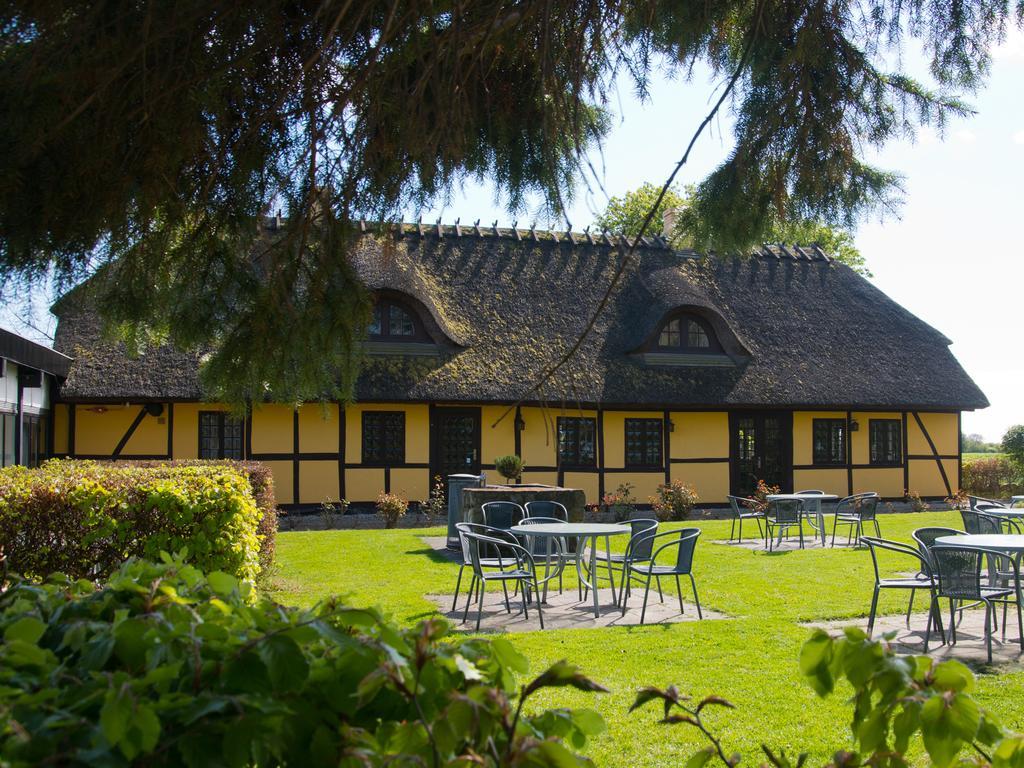 Den Gamle Gaard Apartments Nysted Extérieur photo